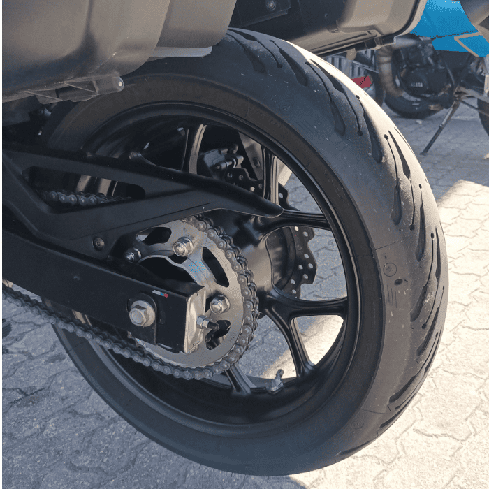 https://motodiana.com//public/uploads/Motos%20Usadas/Elementos_Graficos/84-ZT-99%20%20HONDA%20NC750X/07.png