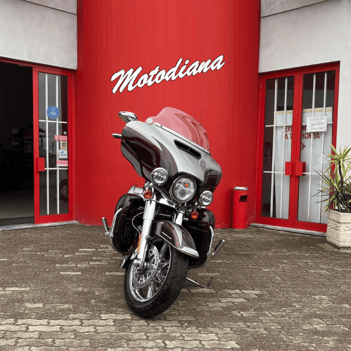 https://motodiana.com//public/uploads/Motos%20Usadas/Elementos_Graficos/99-XO-12%20HARLEY%20DAVIDSON%20CVO/02.png