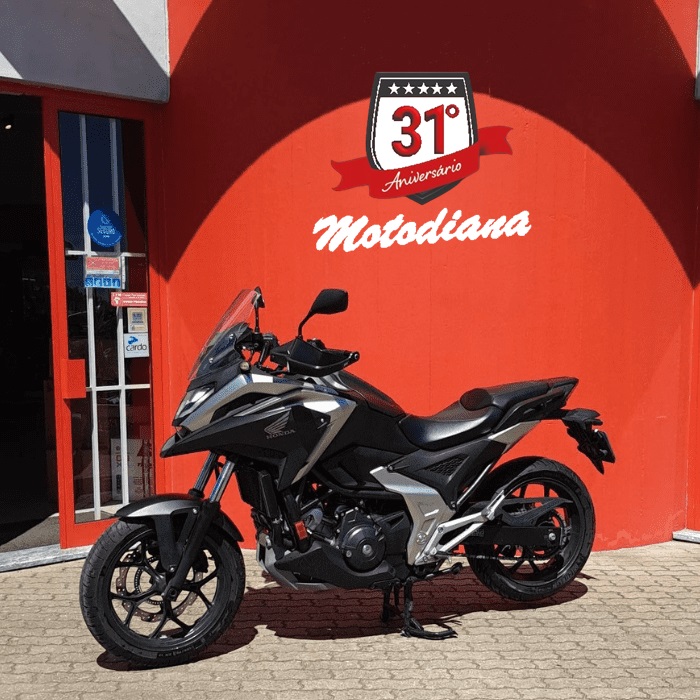 https://motodiana.com//public/uploads/Motos%20Usadas/Elementos_Graficos/AJ_01_BR_NC750X_PRETOMATE/0_5.jpg