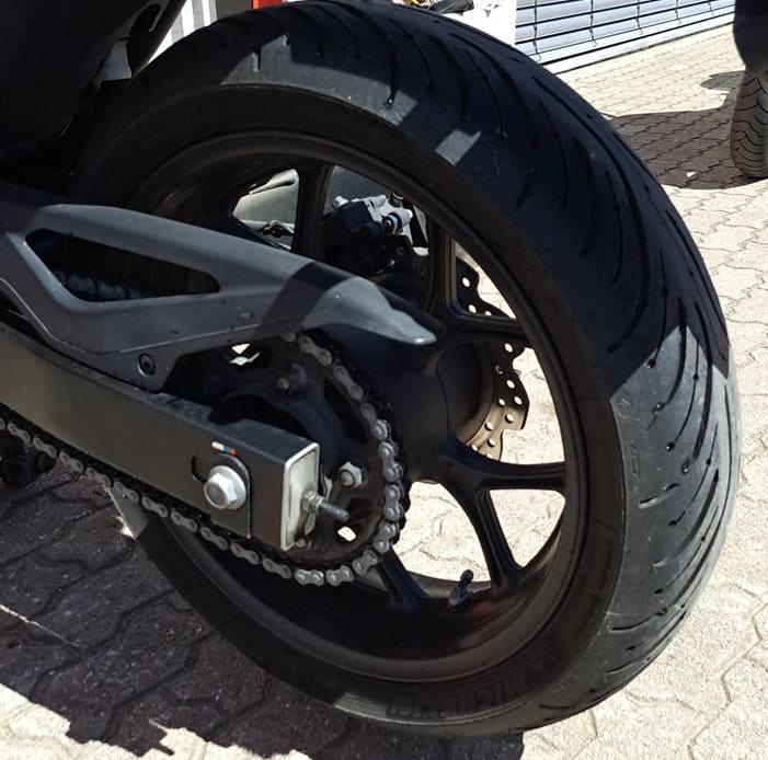 https://motodiana.com//public/uploads/Motos%20Usadas/Elementos_Graficos/AJ_01_BR_NC750X_PRETOMATE/5.jpg