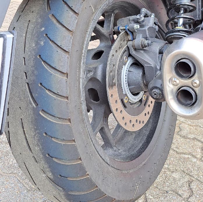 https://motodiana.com//public/uploads/Motos%20Usadas/Elementos_Graficos/AT_53_NG_CMX1100/7.jpg