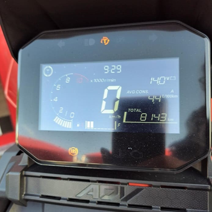 https://motodiana.com//public/uploads/Motos%20Usadas/Elementos_Graficos/AV-54-ZL%20HONDA%20ADV%20350/20250128_092903.jpg