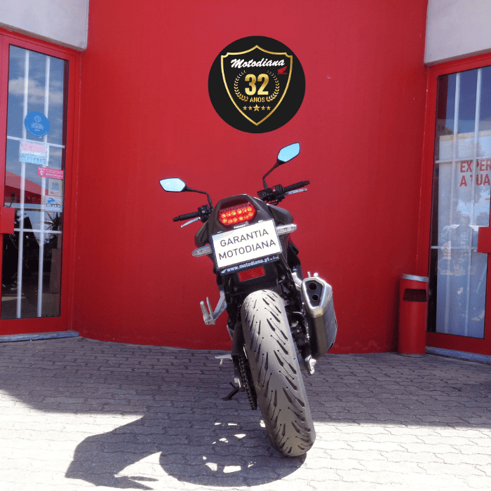 https://motodiana.com//public/uploads/Motos%20Usadas/Elementos_Graficos/BD-46-OB%20%20HONDA%20CB750A%20HORNET/04.png