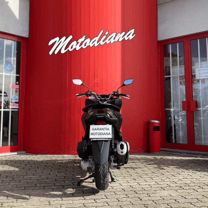 https://motodiana.com//public/uploads/Motos%20Usadas/Elementos_Graficos/BN-61-LT%20HONDA%20PCX%20125/03.png