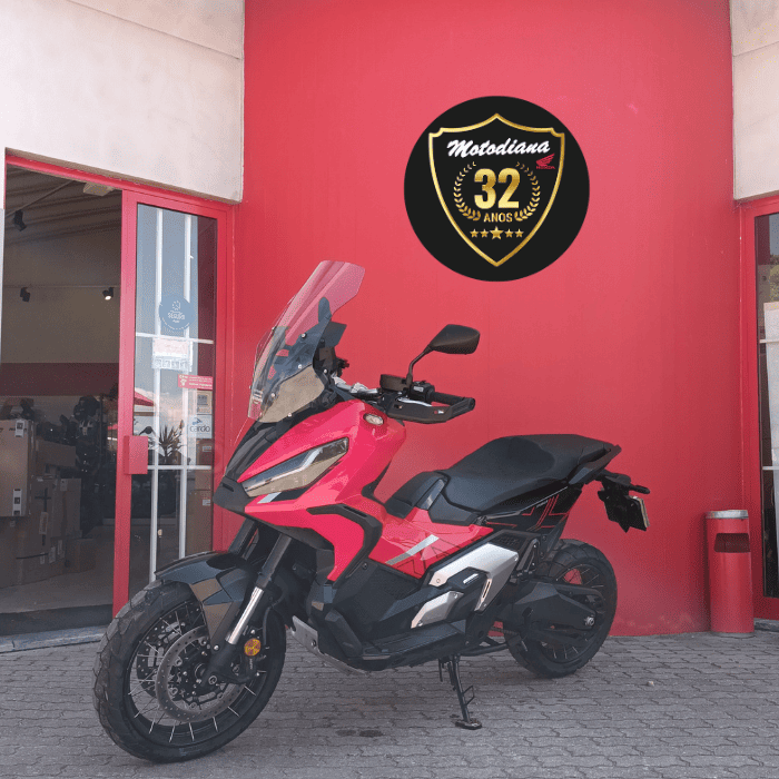 https://motodiana.com//public/uploads/Motos%20Usadas/Elementos_Graficos/BO-32-IZ%20HONDA%20X-%20ADV%20750/01.png