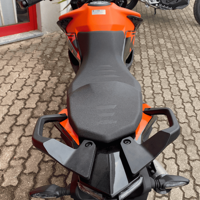 https://motodiana.com//public/uploads/Motos%20Usadas/Elementos_Graficos/BS-27-TH%20KTM%20390%20ADVENTURE/07.png