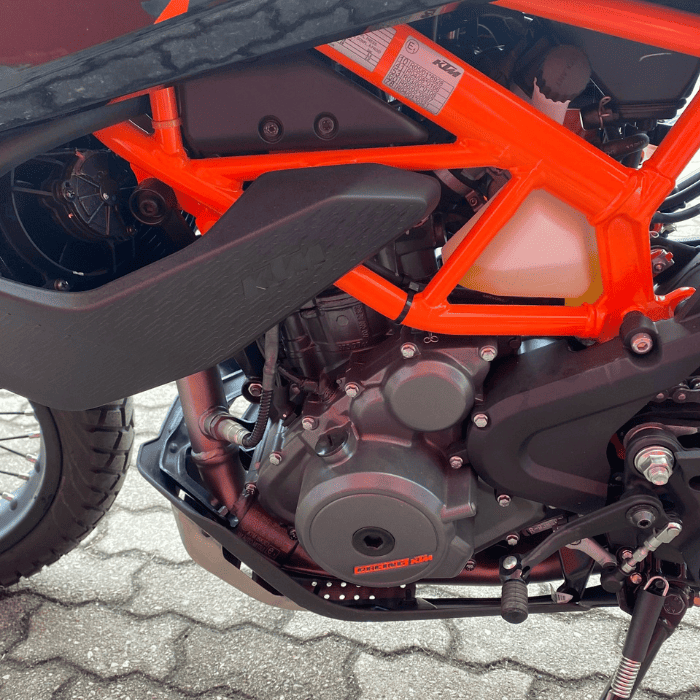 https://motodiana.com//public/uploads/Motos%20Usadas/Elementos_Graficos/BS-27-TH%20KTM%20390%20ADVENTURE/08.png