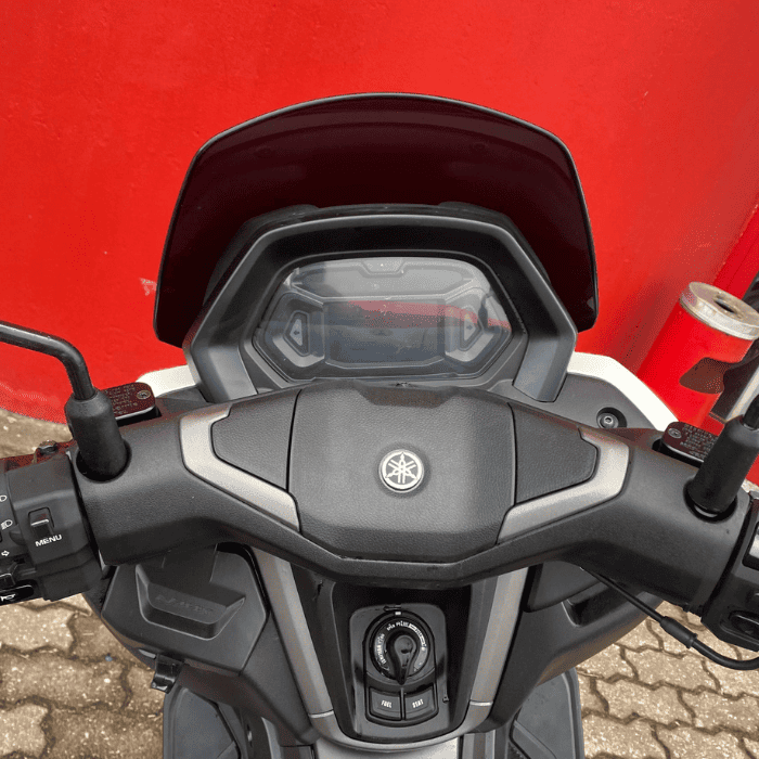 https://motodiana.com//public/uploads/Motos%20Usadas/Elementos_Graficos/BT-36-AO%20YAMAHA%20N-MAX%20125/07.png