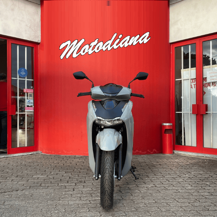 https://motodiana.com//public/uploads/Motos%20Usadas/Elementos_Graficos/CE-00-FM%20HONDA%20SH350%20SMART%20TOP%20CASE/02.png