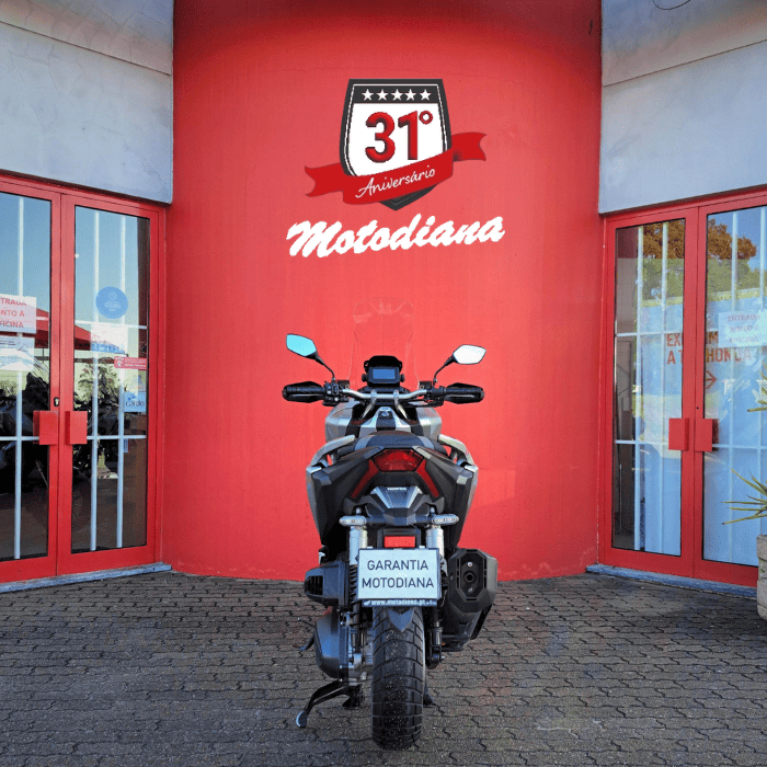 https://motodiana.com//public/uploads/Motos%20Usadas/Elementos_Graficos/av_54_zl_adv350/4.png