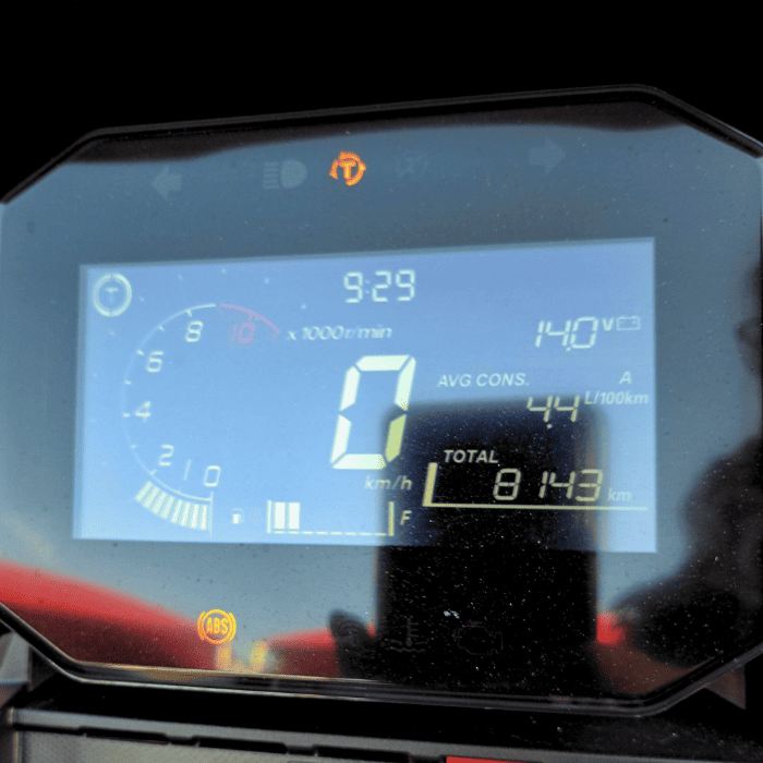 https://motodiana.com//public/uploads/Motos%20Usadas/Elementos_Graficos/av_54_zl_adv350/5.png