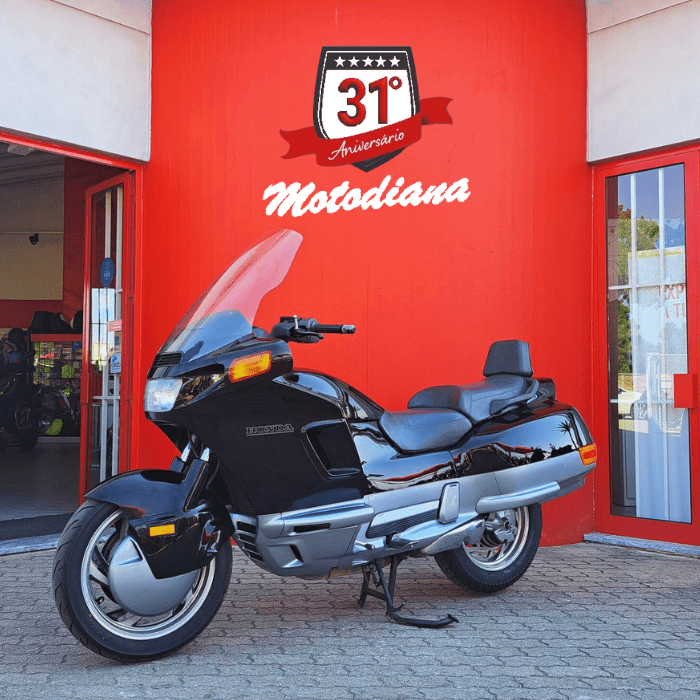 https://motodiana.com//public/uploads/Motos%20Usadas/Elementos_Graficos/honda_pacific_coast/1.png